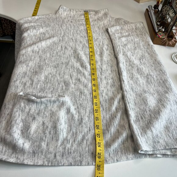 Retrod Sweater Womens XL Gray White Oversized Pullover Crewneck Casual - Picture 8 of 9